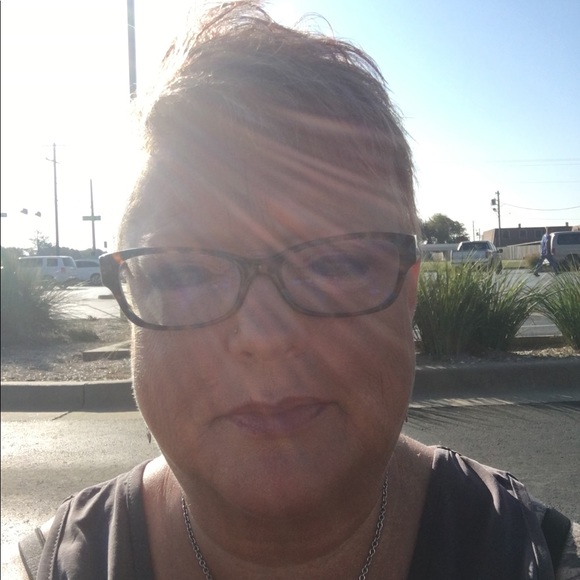 Meet your Posher, Minnie - Picture 1 of 1